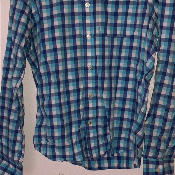 Men’s Abercrombie & Fitch Button Up - Picture 2 of 3